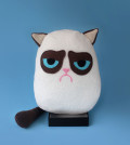 Grumpy Cat plushie